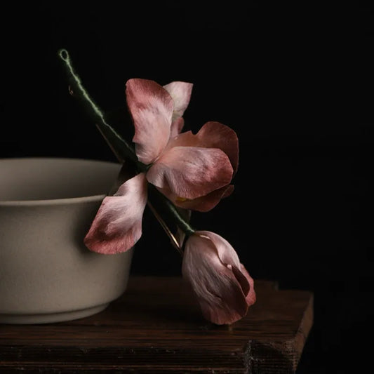 Luxury Brooch |Blush Note