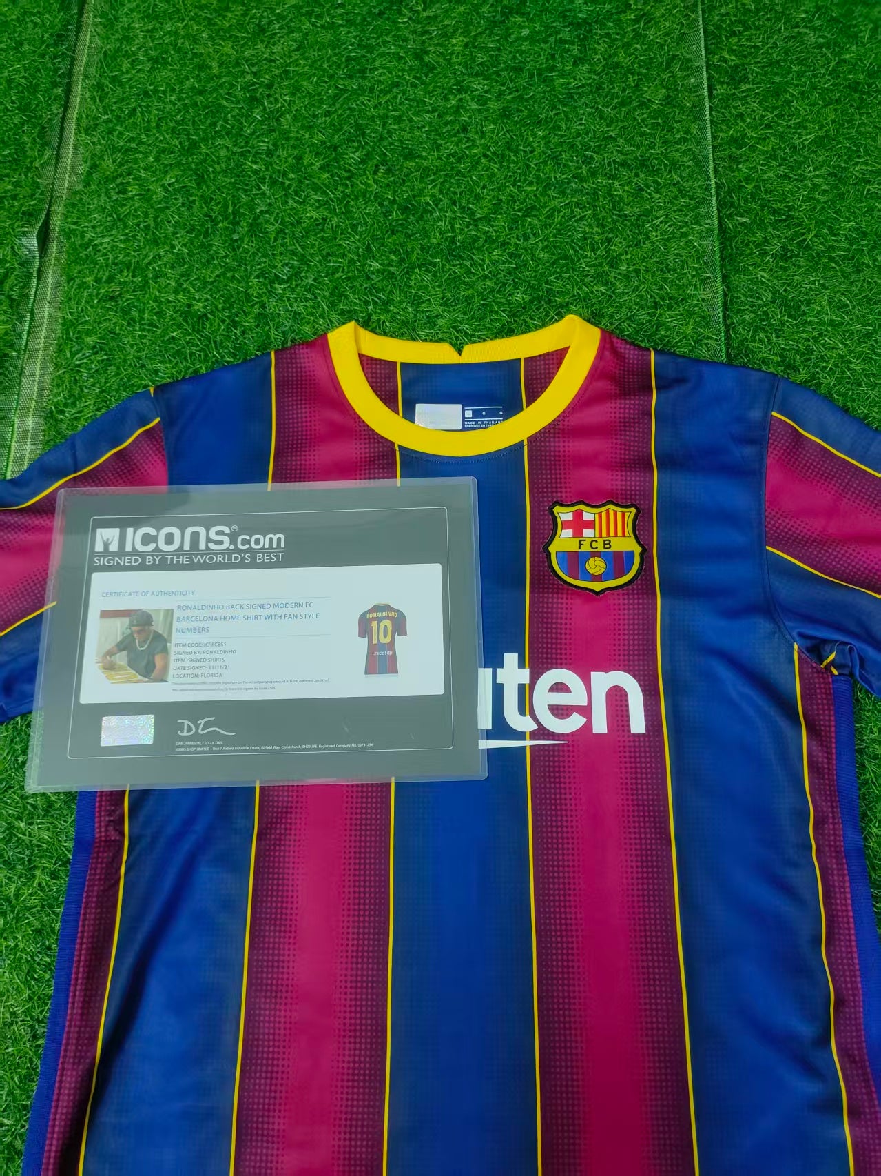 Barcelona Ronaldinho Autographed Jersey