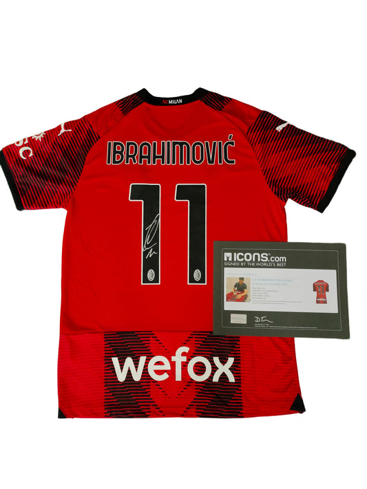 Camisa autografada de Zlatan Ibrahimović AC Milan Temporada 23/24 Casa Icons coa