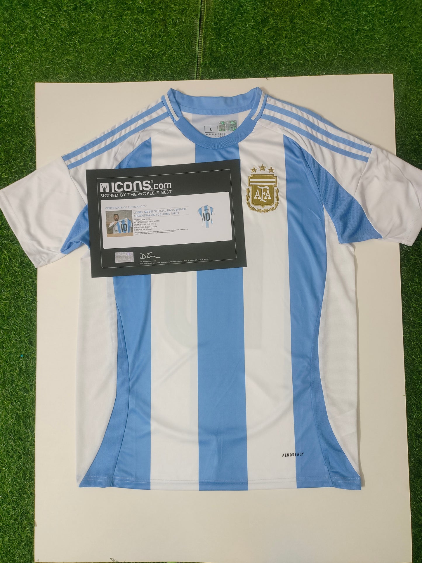 Lionel Messi Autographed Argentina Jersey