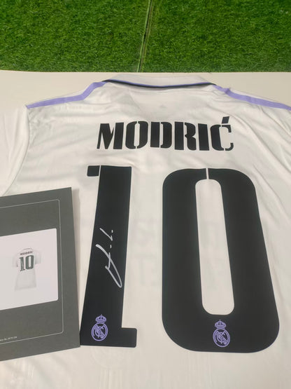 Luka Modrić Real Madrid 22/23 Season Home Autograph Jersey Icons coa