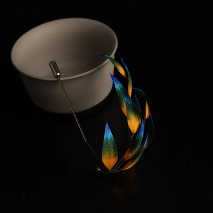 Vintage Brooch|Colorful Feather