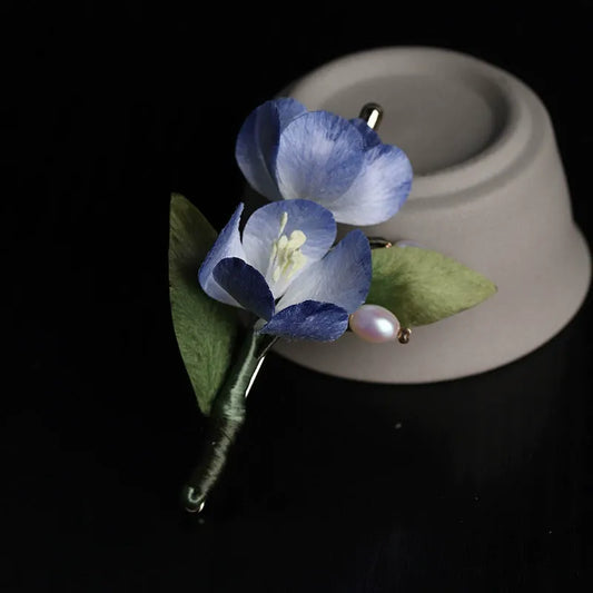 Handmade Brooch/Azure Bloom