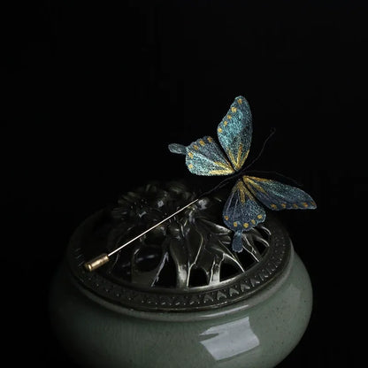 Vintage Brooch| Blue Wing