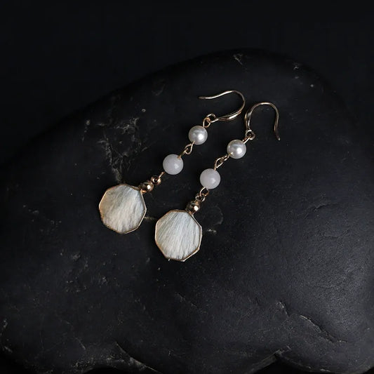 Vintage Earrings|White Tide