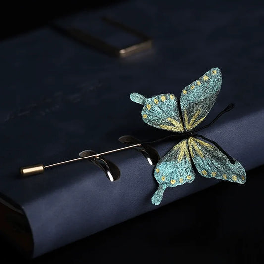 Vintage Brooch| Blue Wing