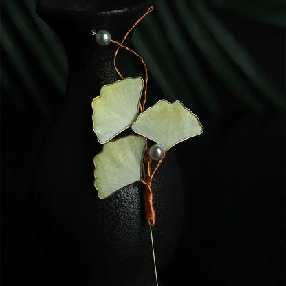 Luxury Brooch/ Green Ginkgo