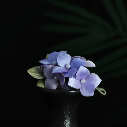 Luxury Brooch/Purple Cluster