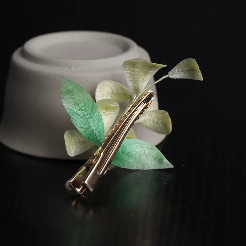 Minimalist Hairpin| White Gardenia