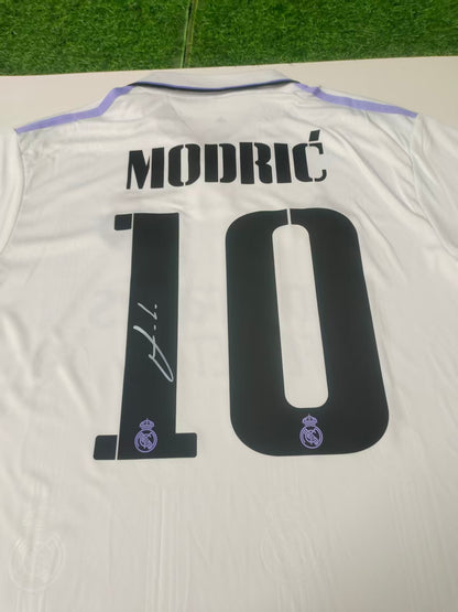 Luka Modrić Real Madrid 22/23 Season Home Autograph Jersey Icons coa