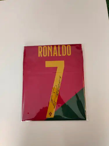 T-shirt signed by Cristiano Ronaldo for the World Cup