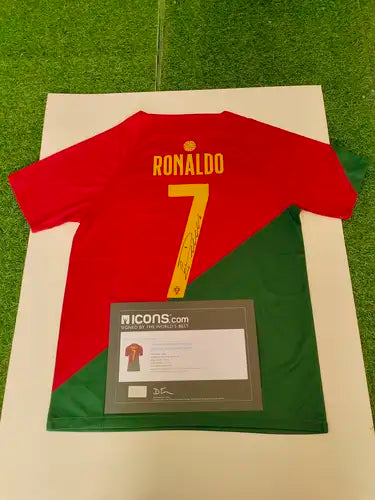 T-shirt signed by Cristiano Ronaldo for the World Cup